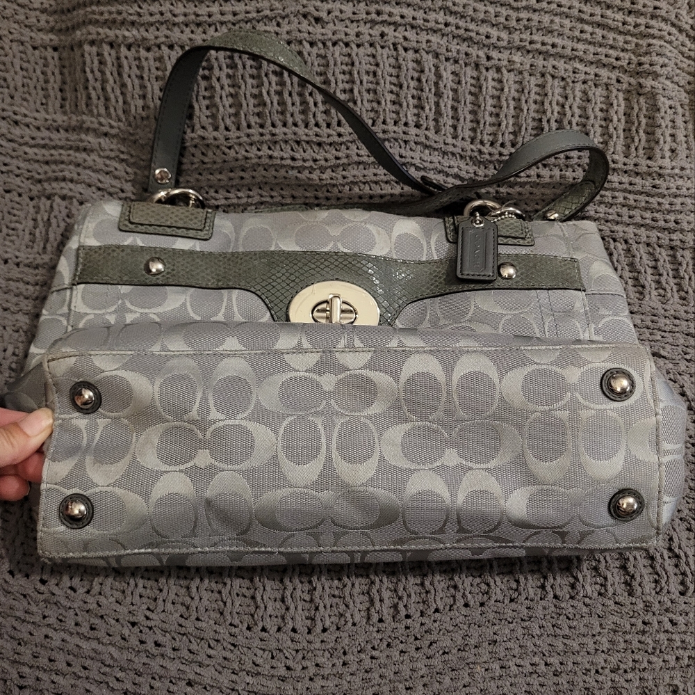 EUC- Grey Coach Large tote purse. Like New condition. - Picture 3 of 16